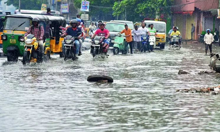 Rains Batter Telangana, Transport Hit For 4th Day