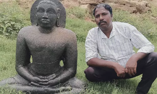 Two Mahavir Sculptures Found In Siddipet
