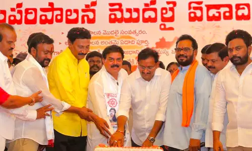 NDA Under Naidu Balancing Development And Welfare: Manohar