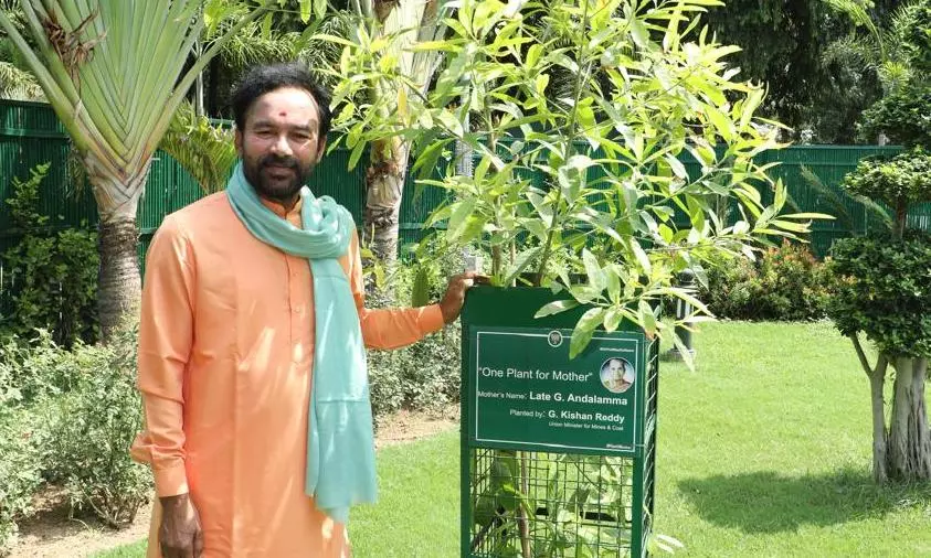 Reduce Plastics: Kishan’s Plea on Environment Day