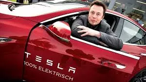 Tesla Shares Fall Amid Public Feud Between Musk, Trump