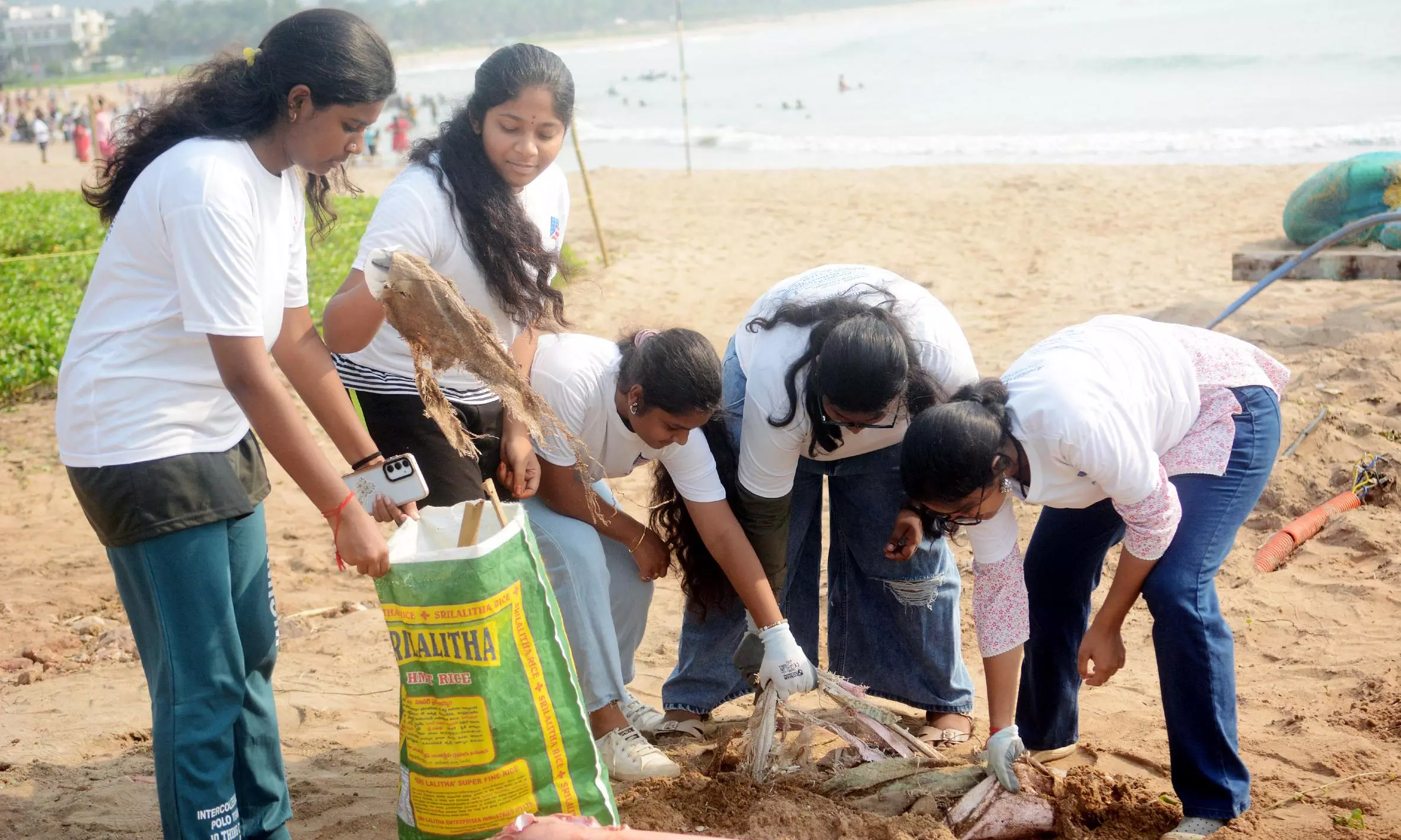 US Envoy Stresses Volunteerism For Clean Environment At Vizag Beach Event