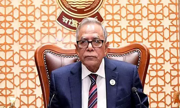 Ex-Bangladesh Prez Returns Home, Govt Says Not to Be Arrested