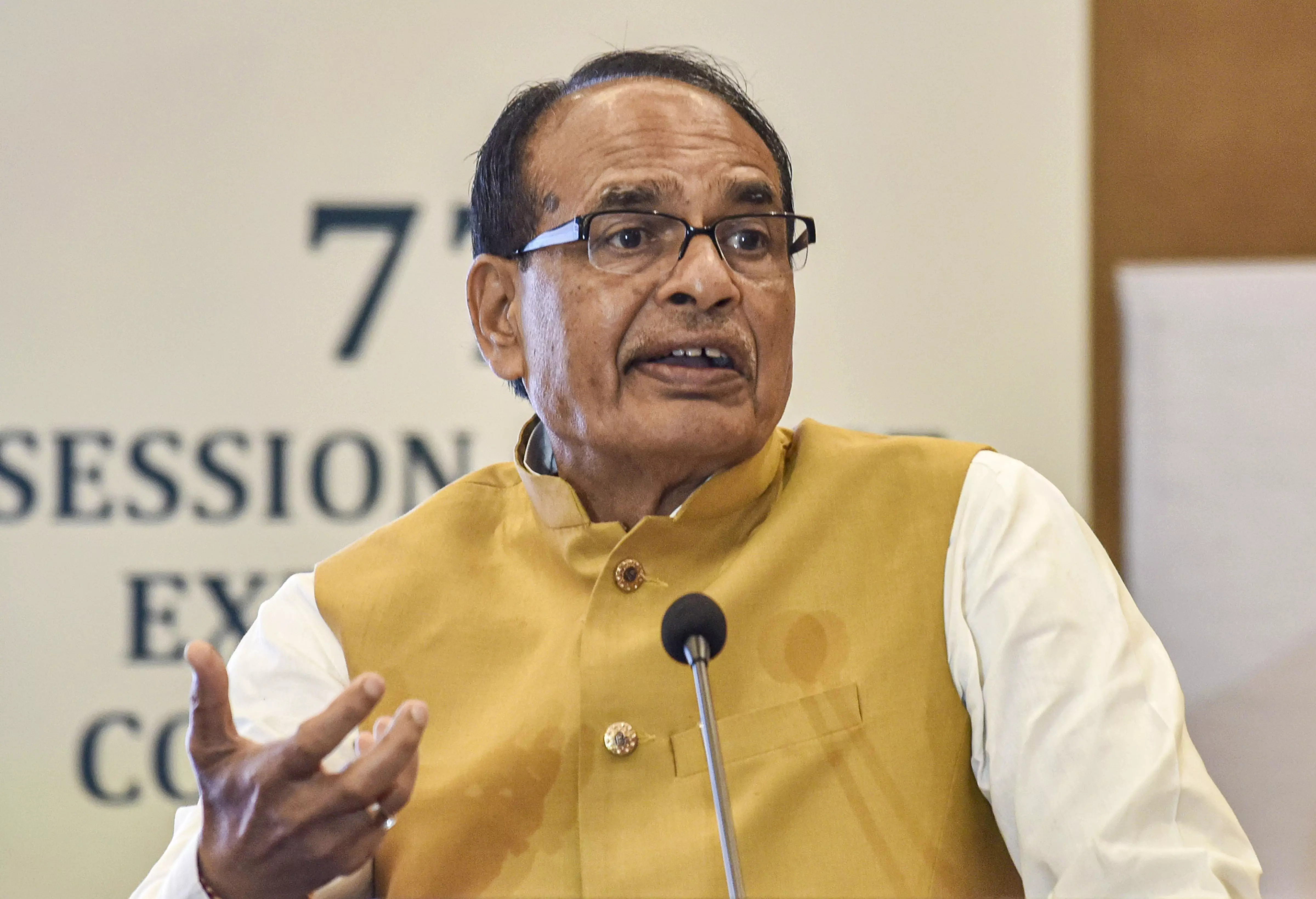 Shivraj Interacts With Telangana Farmers
