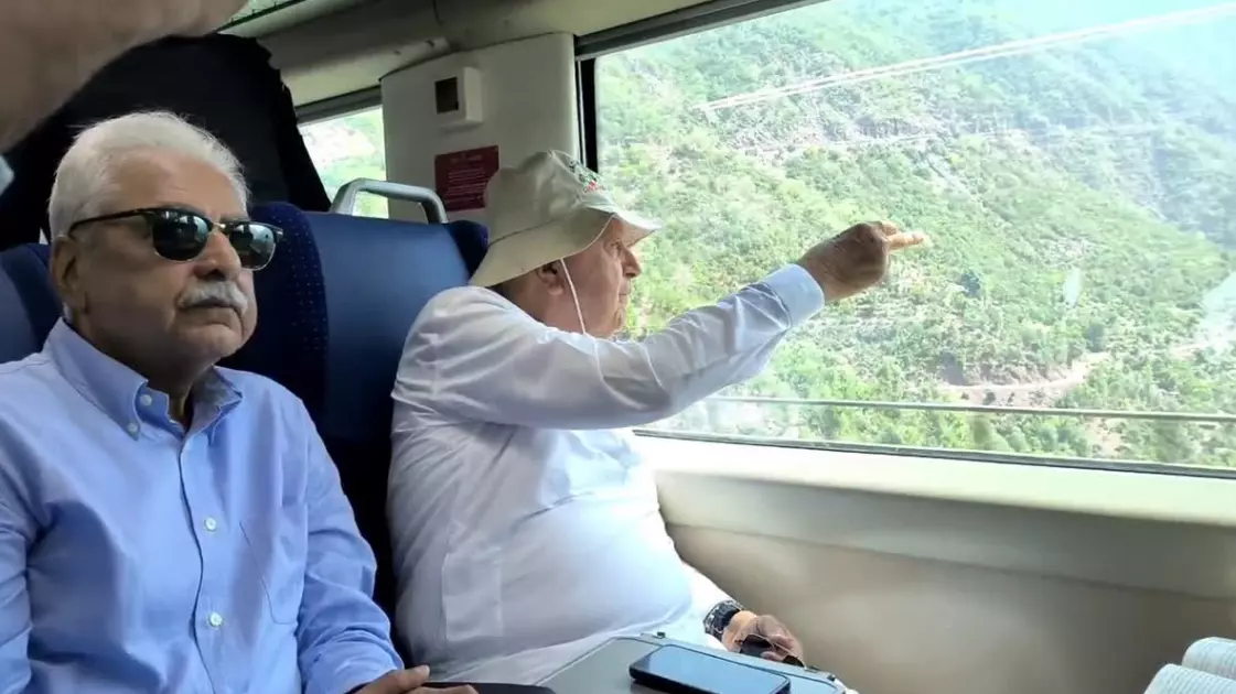 Farooq Abdullah Takes Maiden Ride on Vande Bharat Train