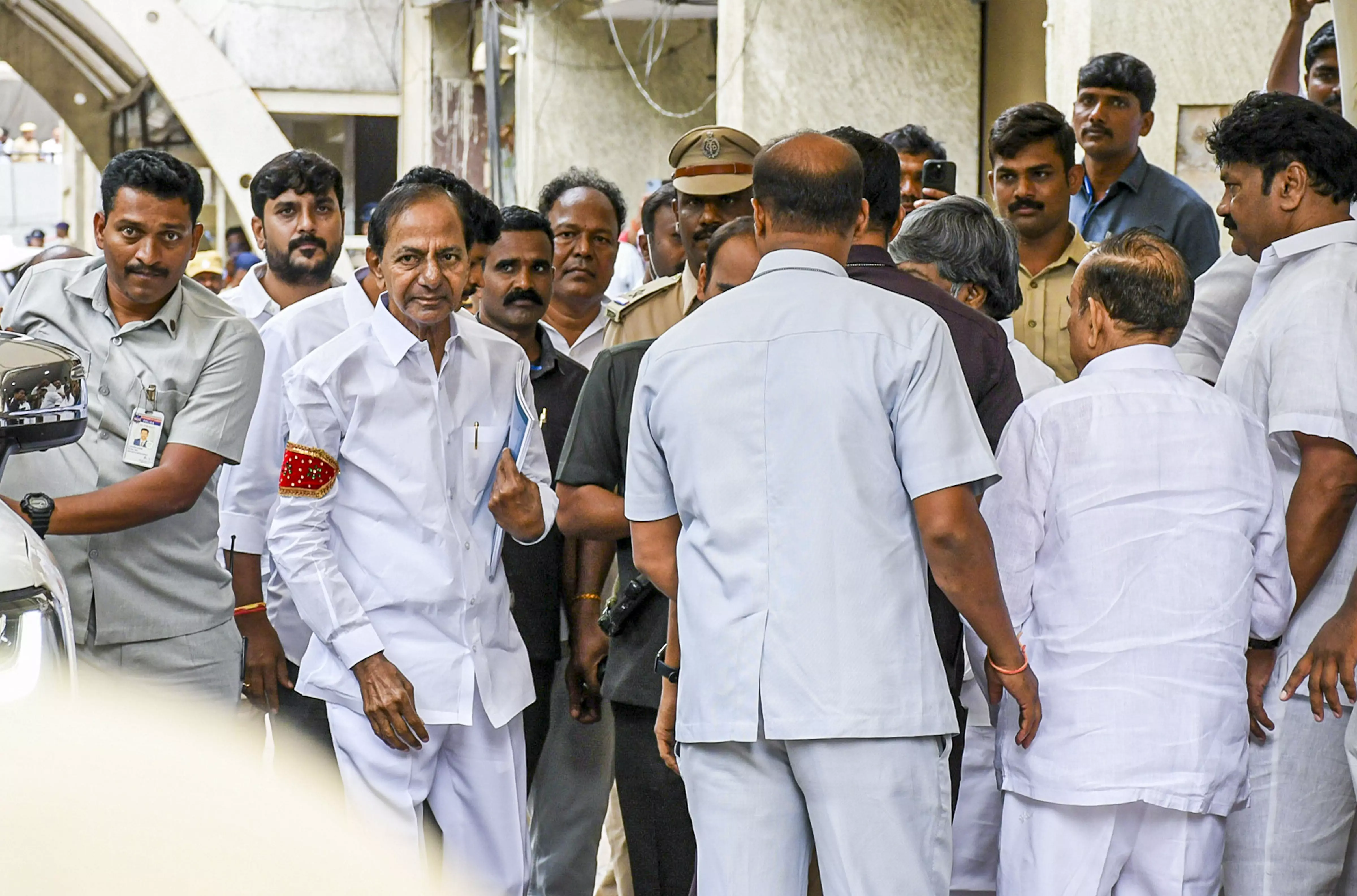 KCR Asserts Engineers Handled KLIS Project