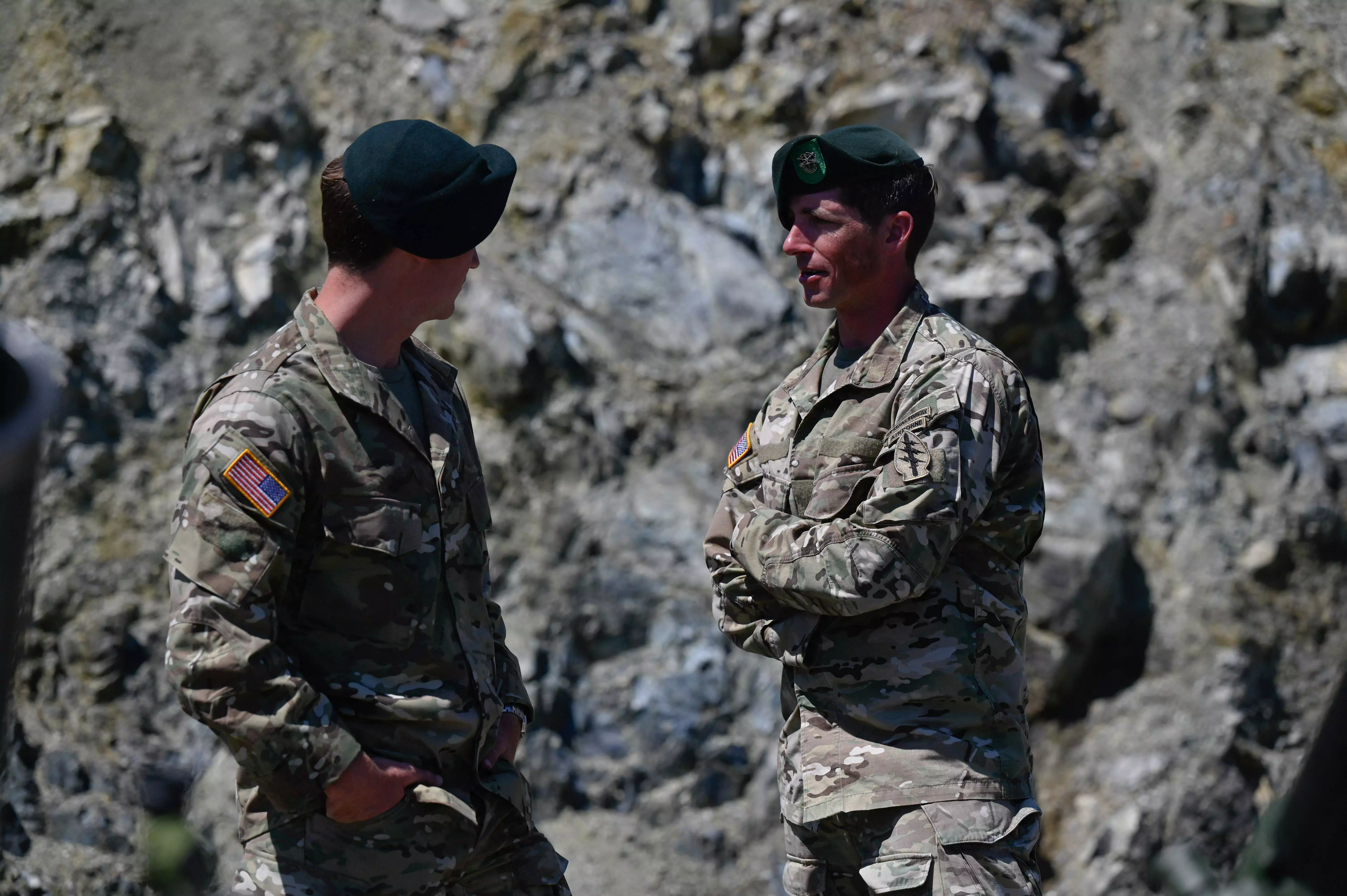 US Withdraws Non-Essential Staff from Middle East as Tension Mounts in Region