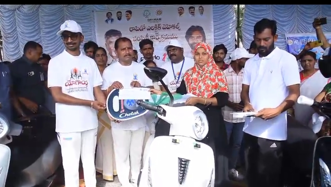 Anantapur Women Receive Rapido E-Bikes for Self-Employment
