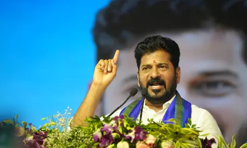 CM Revanth Reddy Backs Hyderabad for 2036 Olympics Bid After Journalist’s Praise