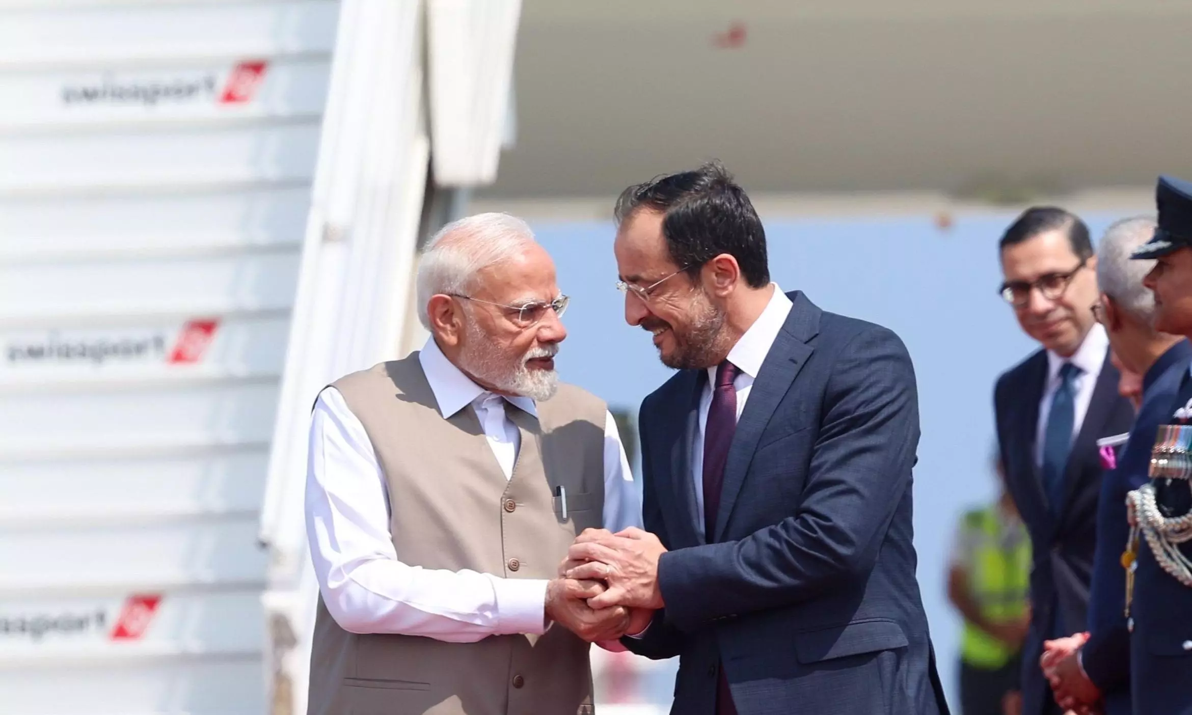 Modi Thanks Cyprus President Nikos Christodoulides for Welcoming Him at Airport