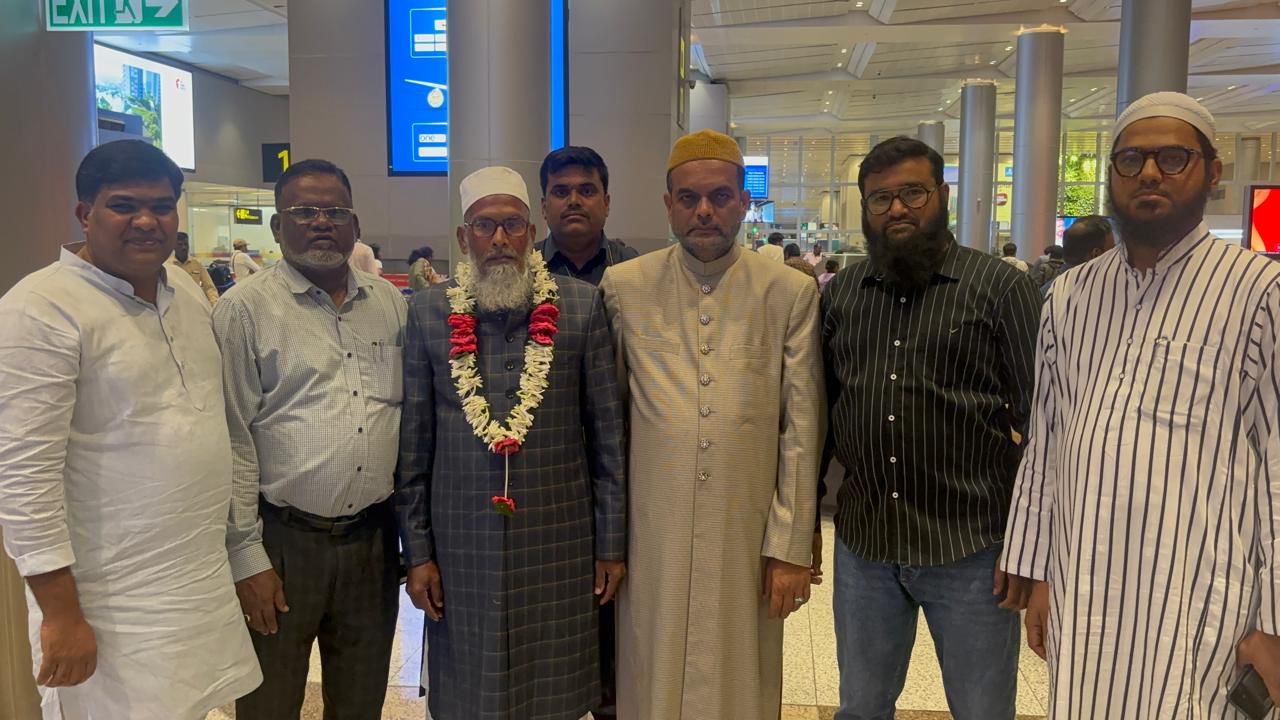 Haj Pilgrims Begin Returning Home from Saudi Arabia