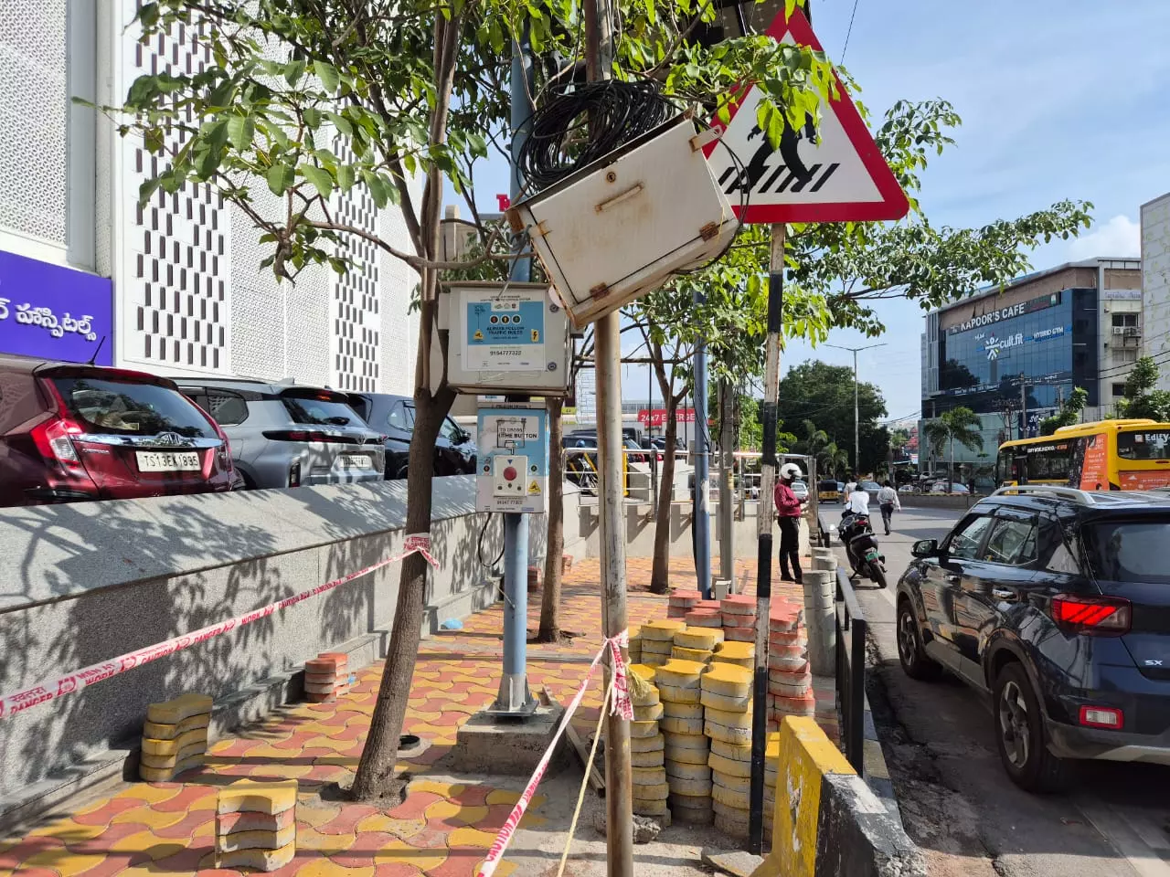 Most Pelican Signals In Hyderabad Non-functional