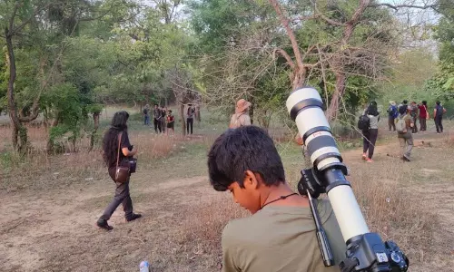 Hyderabad Bird Atlas Inspires Families, Kids to Embrace Birdwatching