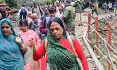 Landslide on Kedarnath Trek Route Kills Two, Injures Three Landslide on Kedarnath Trek Route Kills Two, Injures Three