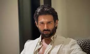 Kartik Aryan Goes Deep Into Character