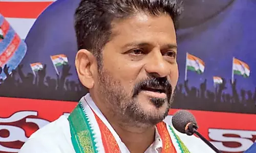 Revanth Seeks Faster Approval For Metro Phase-2