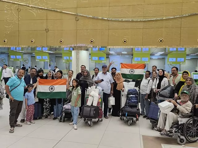 Indians Return Back From Israel Amid Escalating Crisis