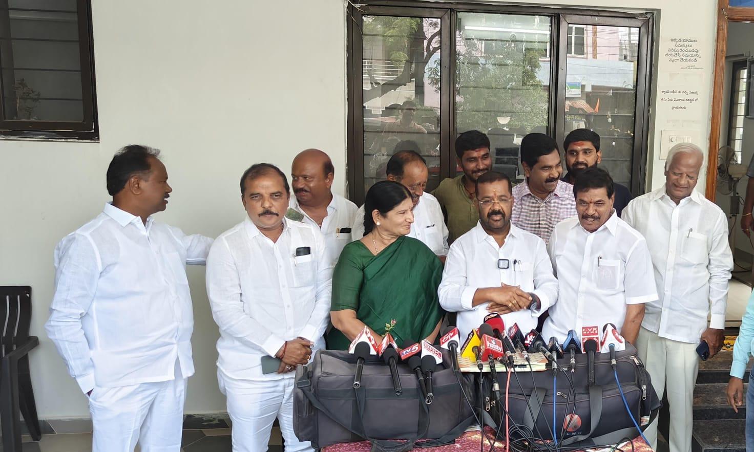 Warangal Congress MLAs Condemn Konda Couple's Actions