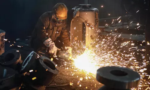 Core Sector Growth Slows to 9-Month Low of 0.7% in May