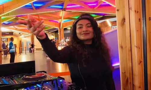 Desi Beats Go Global With DJCurl Desi Beats Go Global With DJCurl