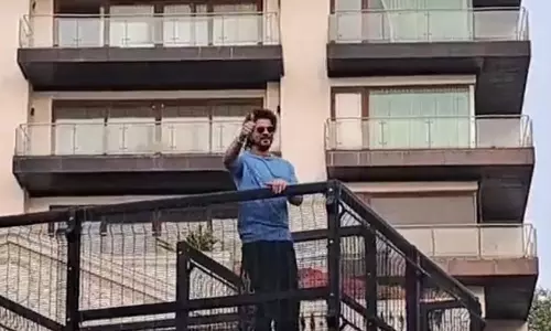 Shah Rukh Khan’s Mumbai Residence Under Scrutiny After CRZ Violation Allegations Shah Rukh Khan’s Mumbai Residence Under Scrutiny After CRZ Violation Allegations