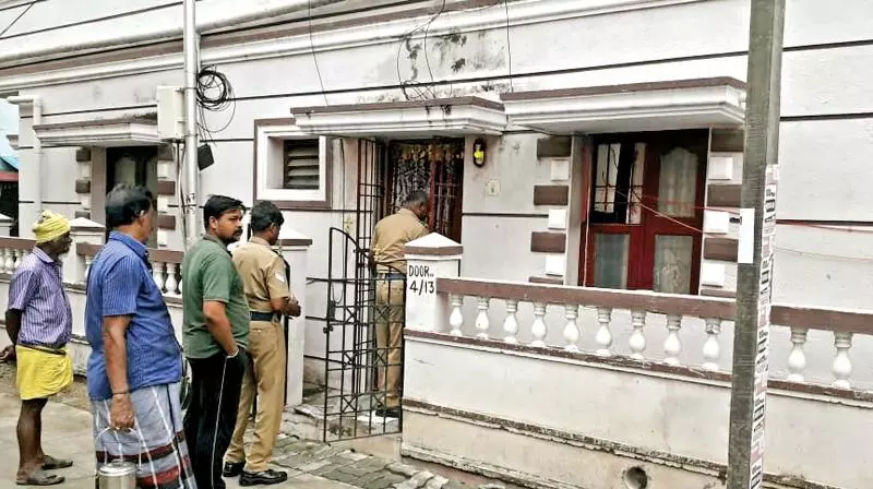 House Burglary Case Solved In 48 Hours, 5 Held House Burglary Case Solved In 48 Hours, 5 Held