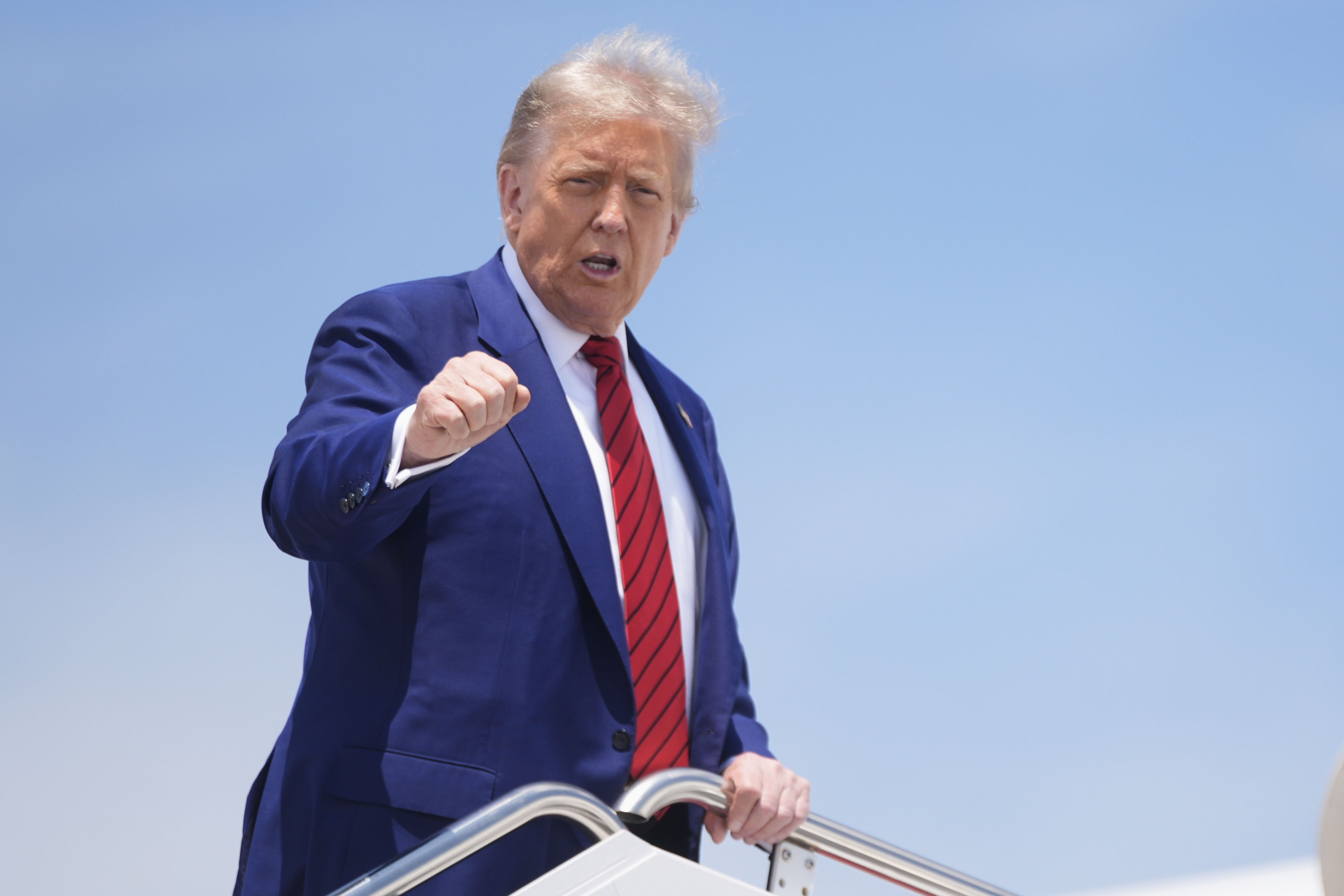 US Supreme Court Allows Trump To Resume Third Country Deportations