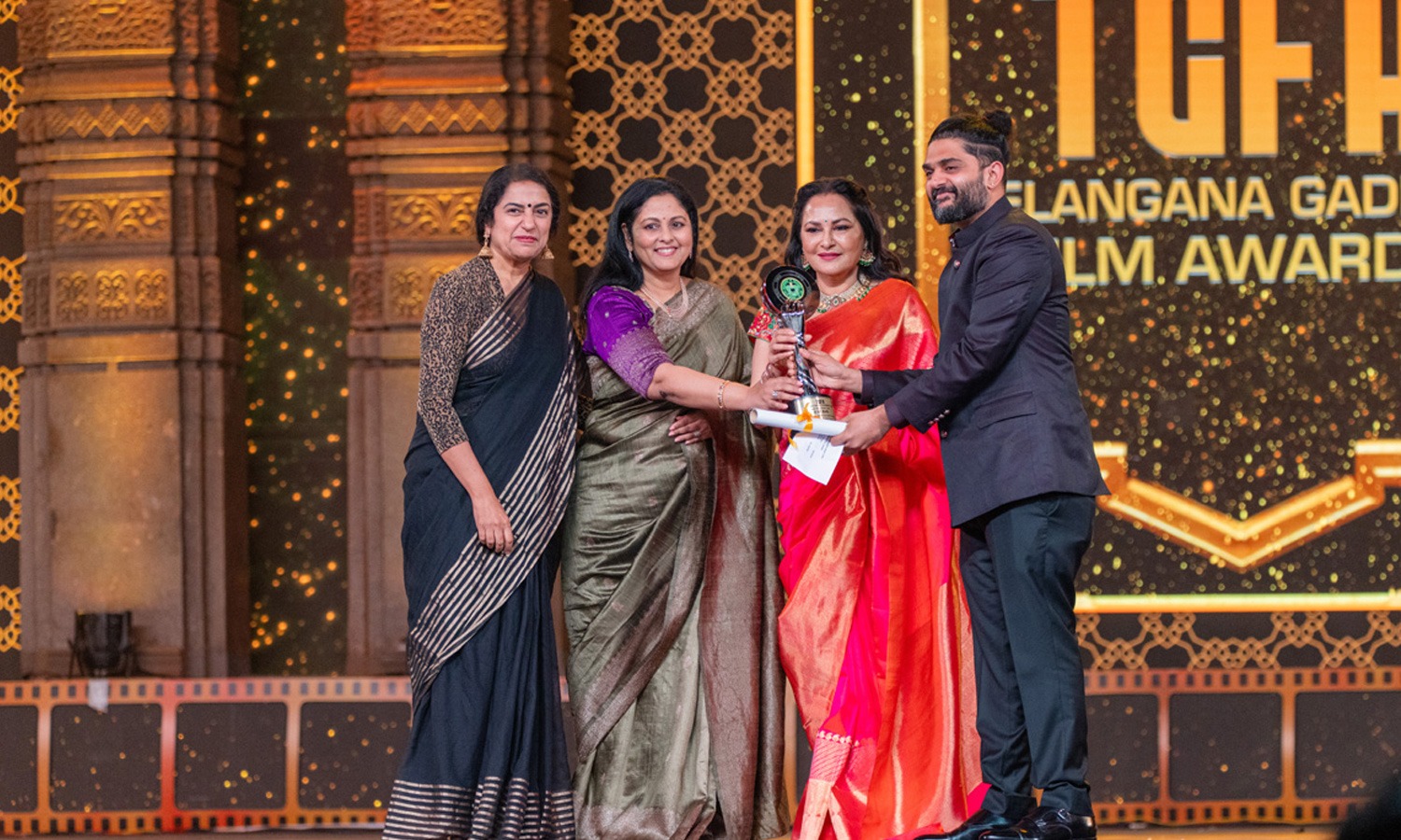 Sid Sriram Wins Gaddar Award for "Nijame Ne Chebutunna"