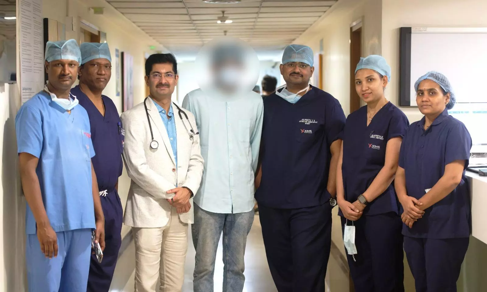 Life on Pause: Robot Operates While Heart Is Stopped for 120 Minutes