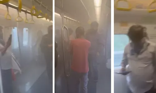 Mumbai Metro Coach Fills with Smoke Near Devipada Station