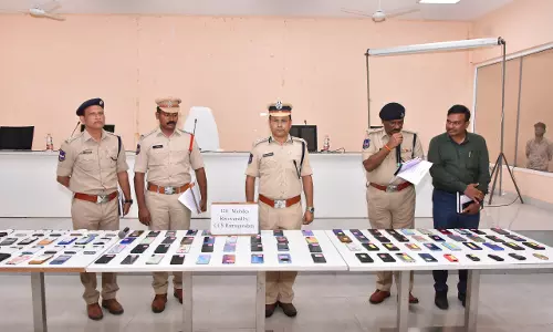 120 Stolen Mobiles with Rs 18 Lakh Restored to Owners