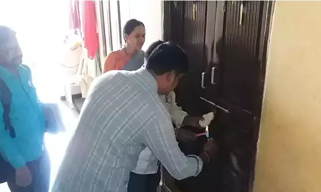 Hyderabad: Officials Seize House After Sons Evict 90-Year-Old Mother Hyderabad: Officials Seize House After Sons Evict 90-Year-Old Mother