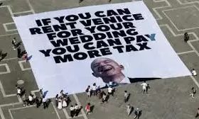 Bezos And Sanchez Arrive In Venice As Protesters Say Their Wedding Highlights Wealth Inequality
