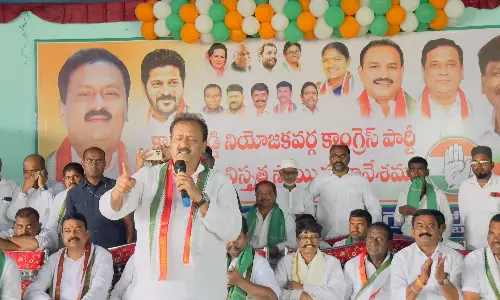 Shabbir Warns Party Men On Collecting Money For Indiramma Houses