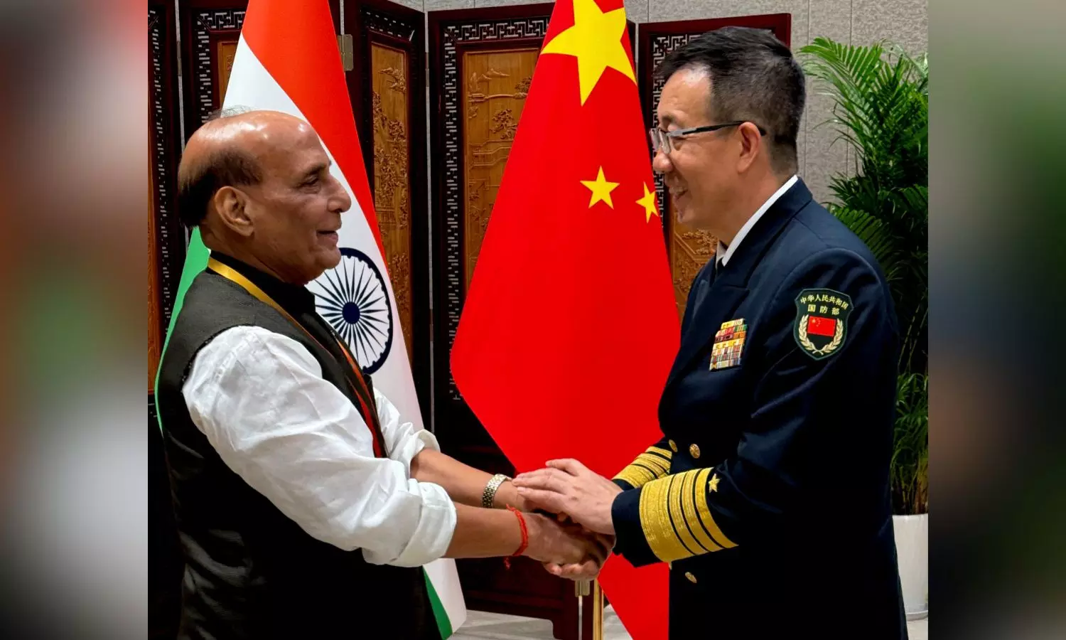 Rajnath Meets Chinese Counterpart; Stresses Avoiding New Complexities In Ties