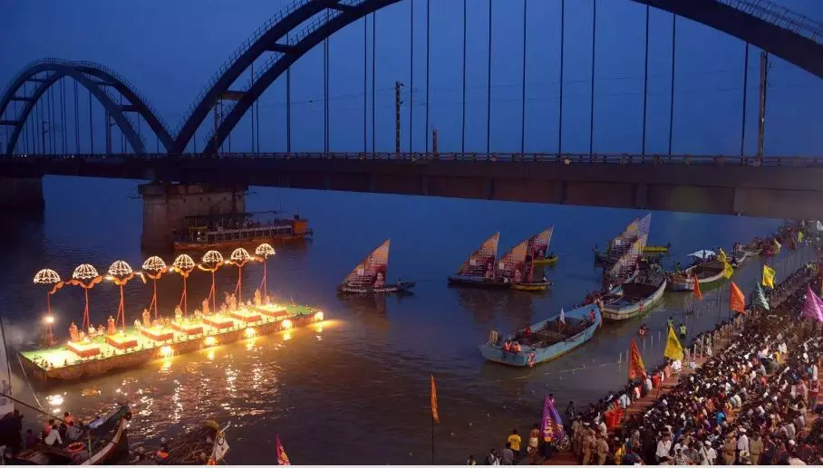 Call To Include All Godavari Estuaries In Akhanda Godavari Project