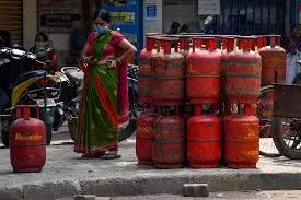 Misuse Of Domestic LPG Refills Rampant Among Street Food Vendors