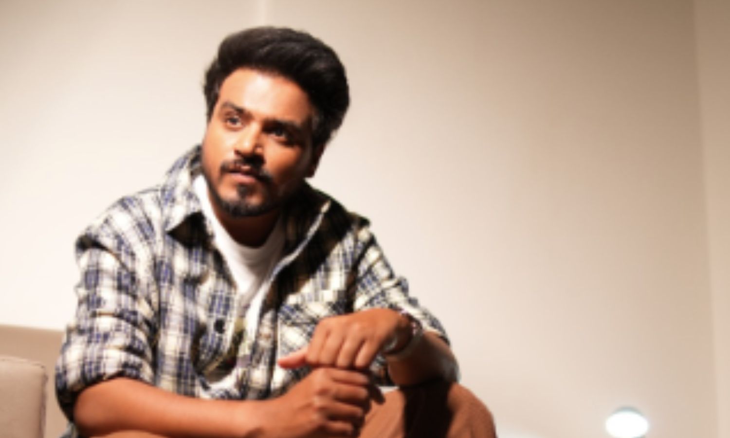 Amit Bhadana Signs with Saregama, Set for Film Debut