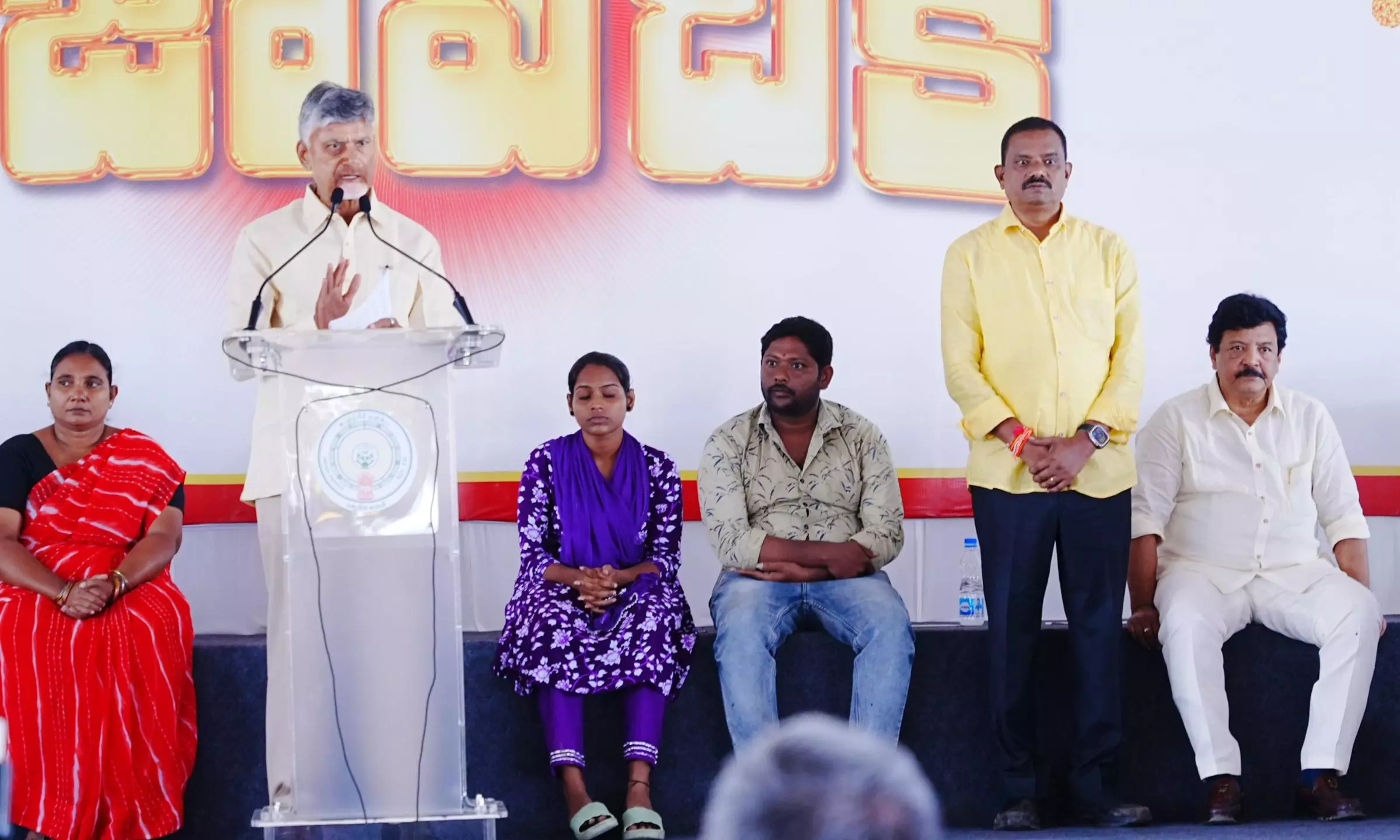 CM Promises to Offer Unemployment Stipend to Youth