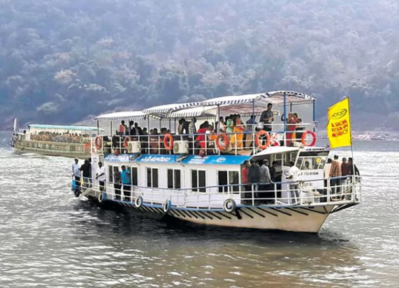 Bhimavaram Inaugurates Boat Ride to Boost Local Recreation