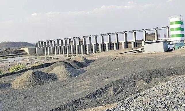 Adilabad's Rs 900 Cr Barrage Fails to Hold Floodwater