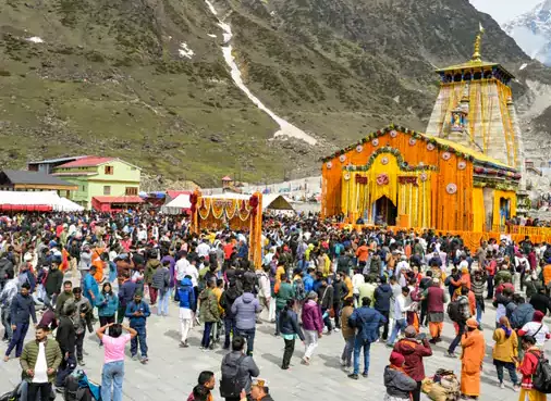 Kedarnath Yatra Halted After Landslide Near Sonprayag