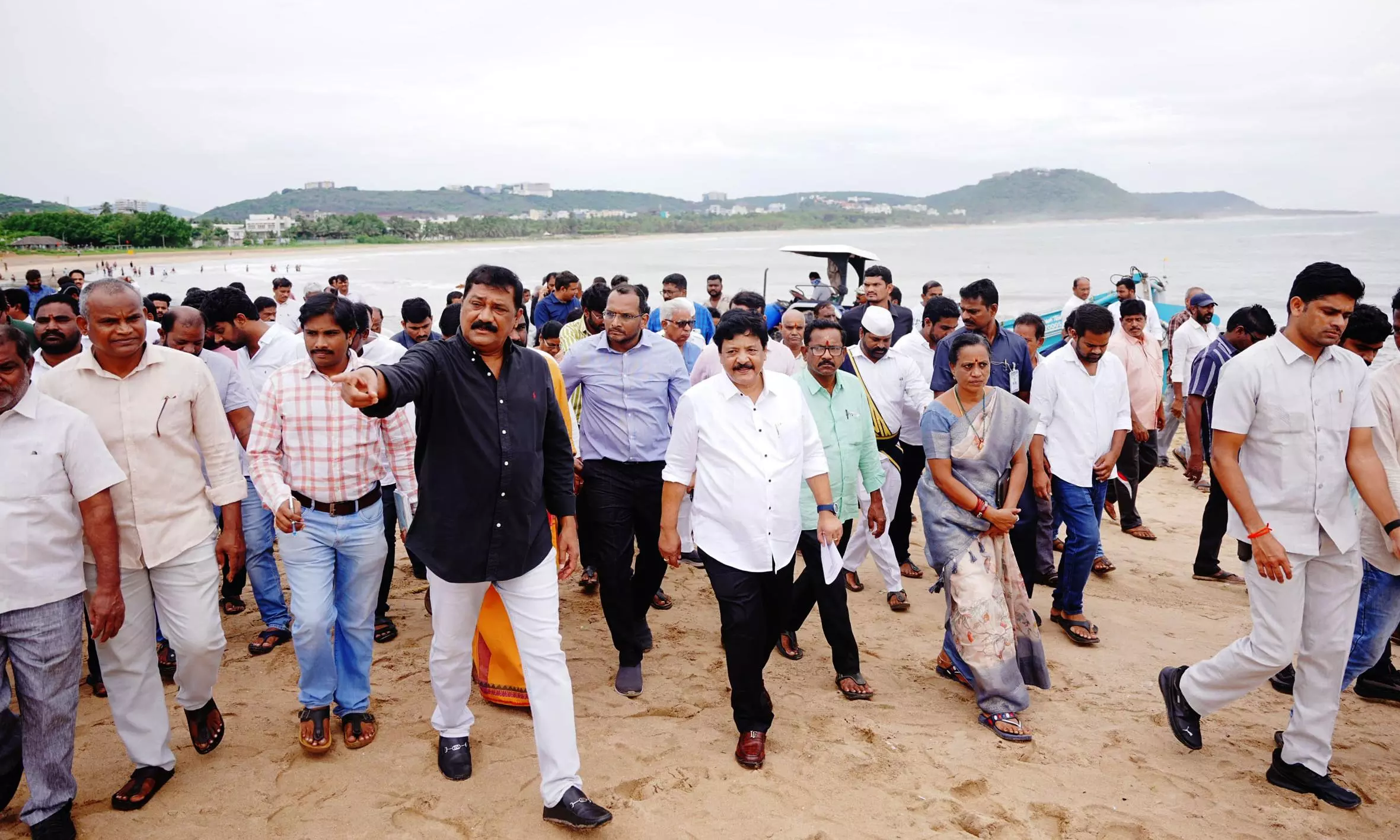 Minister Seeking Blue Flag Status For AP’s Entire 974-km Beach Minister Seeking Blue Flag Status For AP’s Entire 974-km Beach