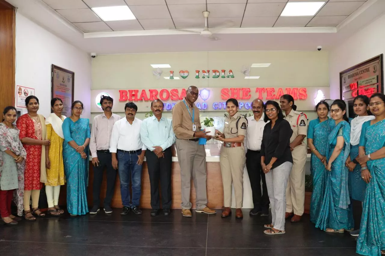 Jairus Ligoo Lauds Hyderabad Bharosa Center Services