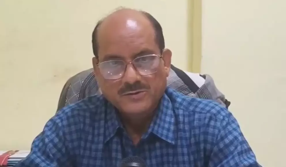 ‘Drunk’ Headmaster Dances With Girl Students In Classroom In Chhattisgarh, Suspended