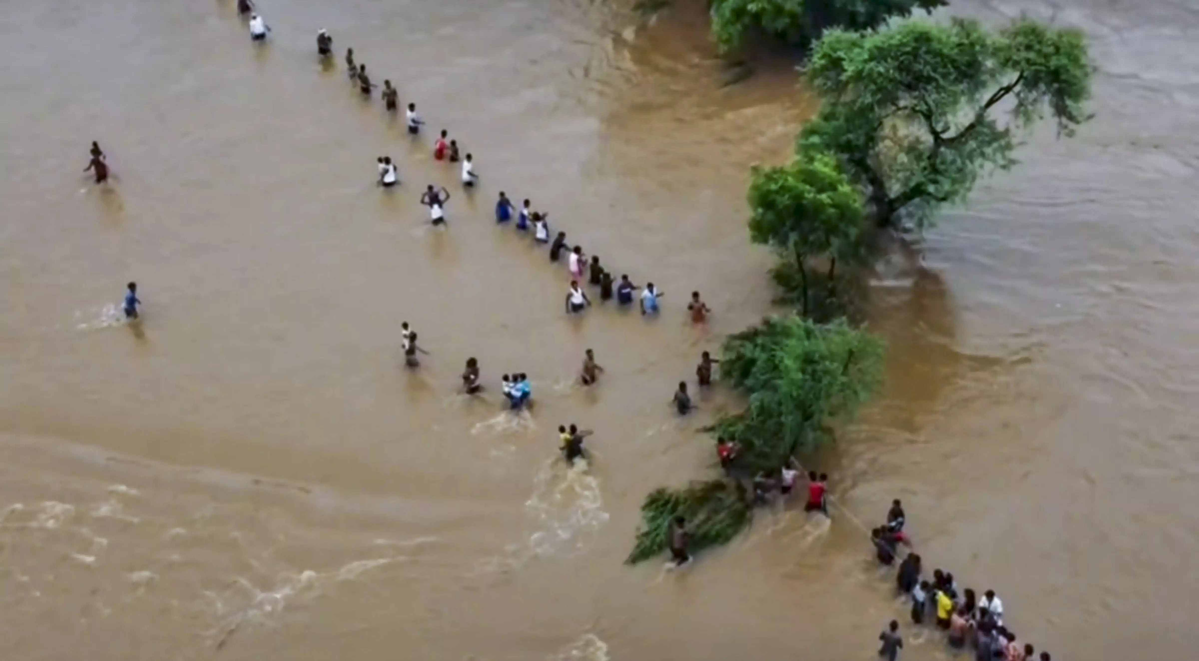 IMD Issues Flash Flood Alert for 12 Districts in Jharkhand