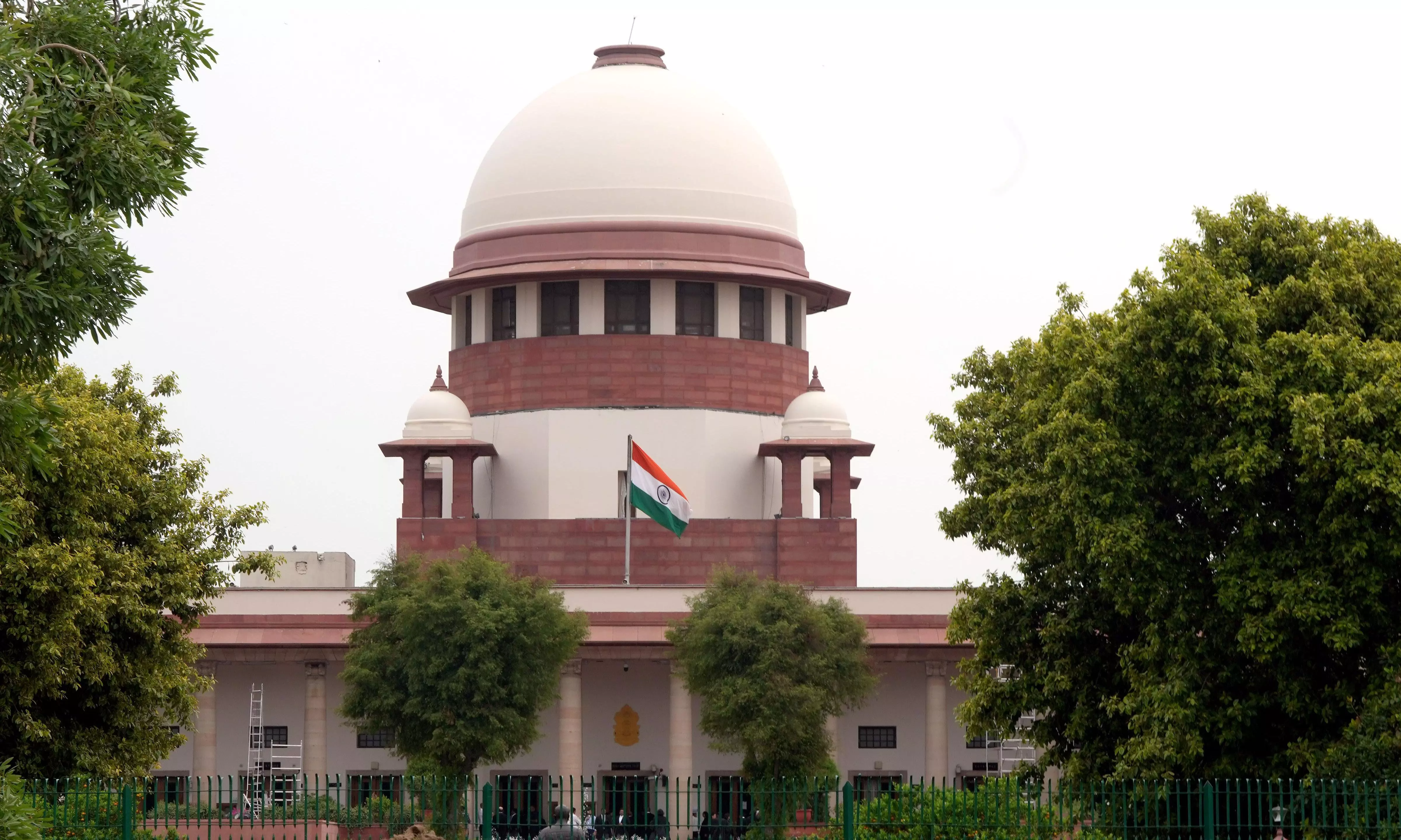 Supreme Court Rejects PIL on Political Parties Using National Colours