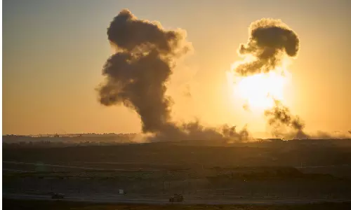 Israel Launches Airstrikes Targeting Yemens Houthi Rebels