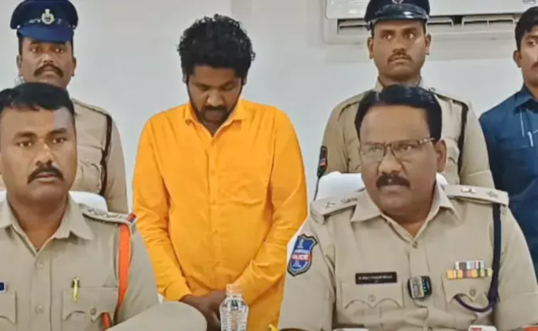 Superstitions Enabling Fake Babas And Swamis To Thrive In Karimnagar Region Superstitions Enabling Fake Babas And Swamis To Thrive In Karimnagar Region