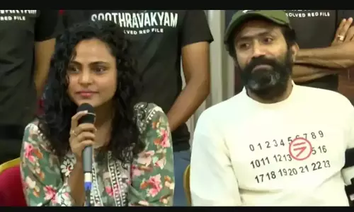 Shine Tom Chacko Apologises to Vincy Aloshious During Film Promotion Event